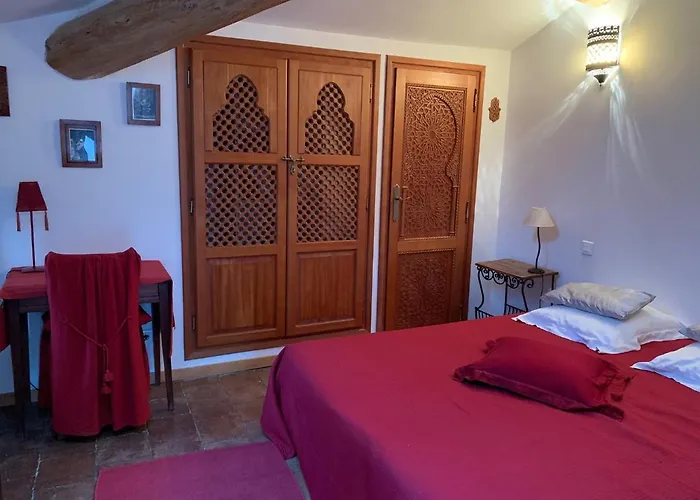 Chateau Sainte Colombe Nocleg ze śniadaniem